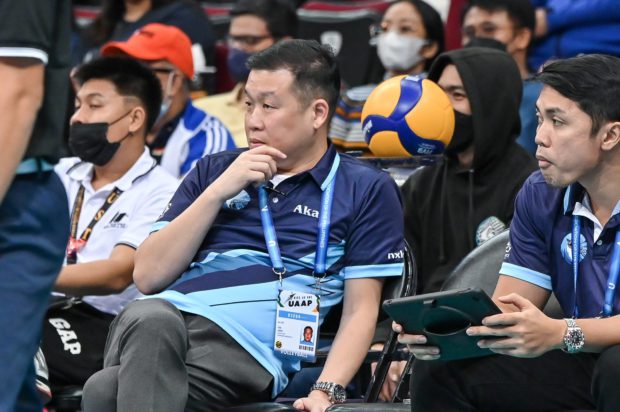 Adamson coach Jerry Yee in his first UAAP game back. –UAAP PHOTO