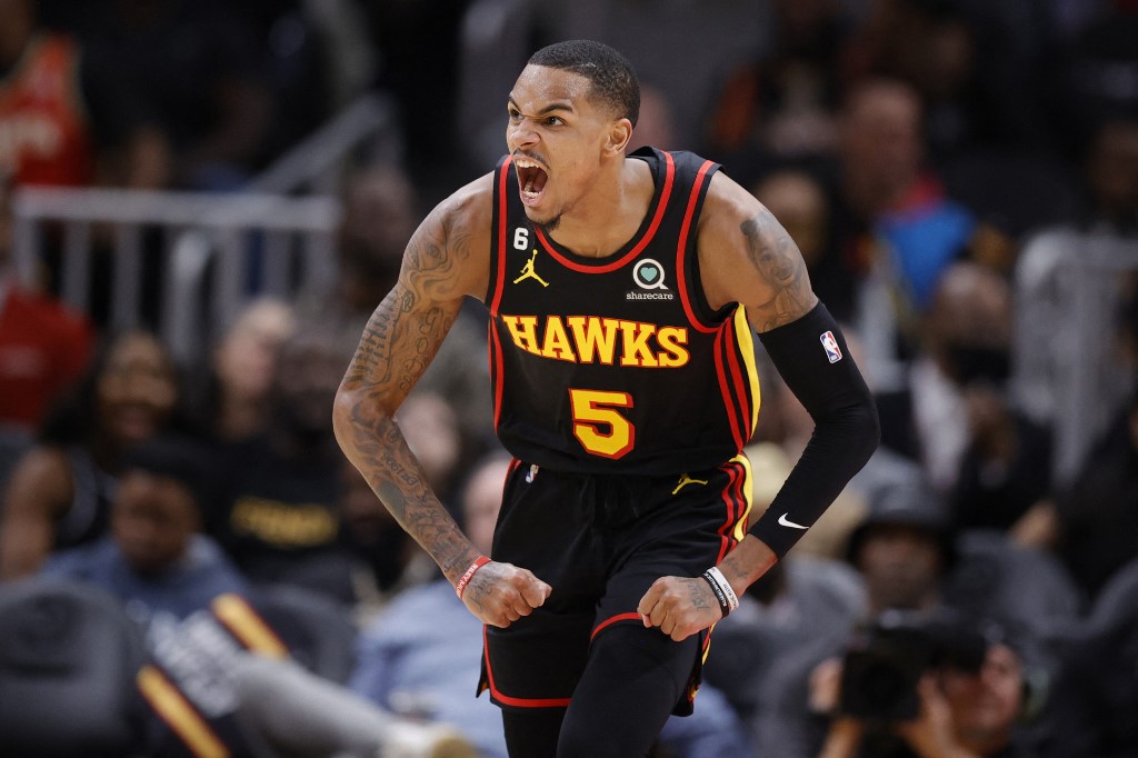 NBA: Dejounte Murray, Hawks end Cavaliers' winning streak | Inquirer Sports