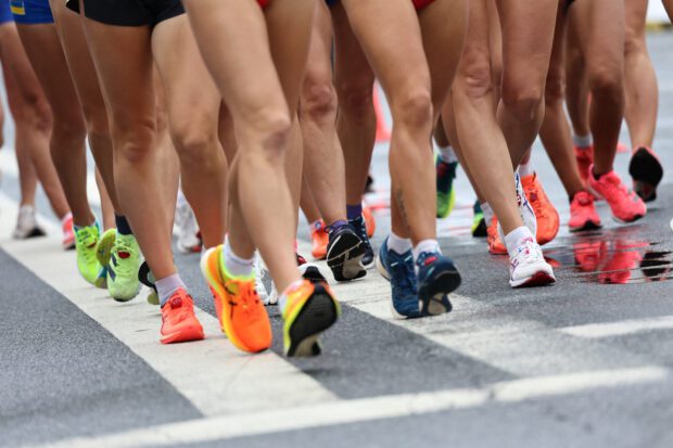 FILE PHOTO: Athletics - 2022 European Championships - Munich, Germany - August 20, 2022 A joint view of the athletes after the start of the Women's 20km Walking Final REUTERS/Lukas Barth
