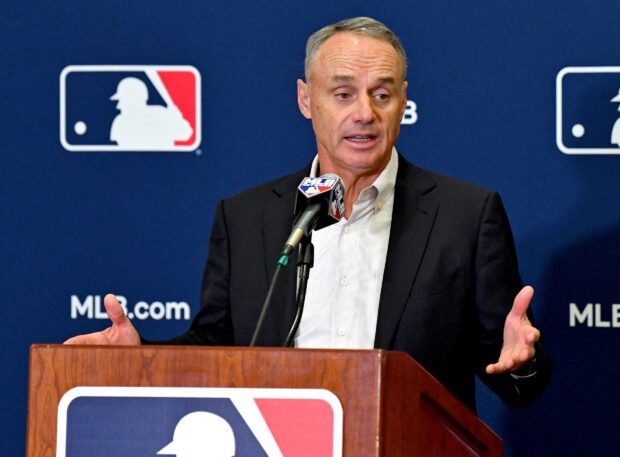 FILE PHOTO: Glendale, AZ, USA; Baseball commissioner Robert D. Manfred, Jr. answers questions from the media during spring training media day at the Glendale Civic Center. Jayne Kamin-Oncea-USA TODAY Sports