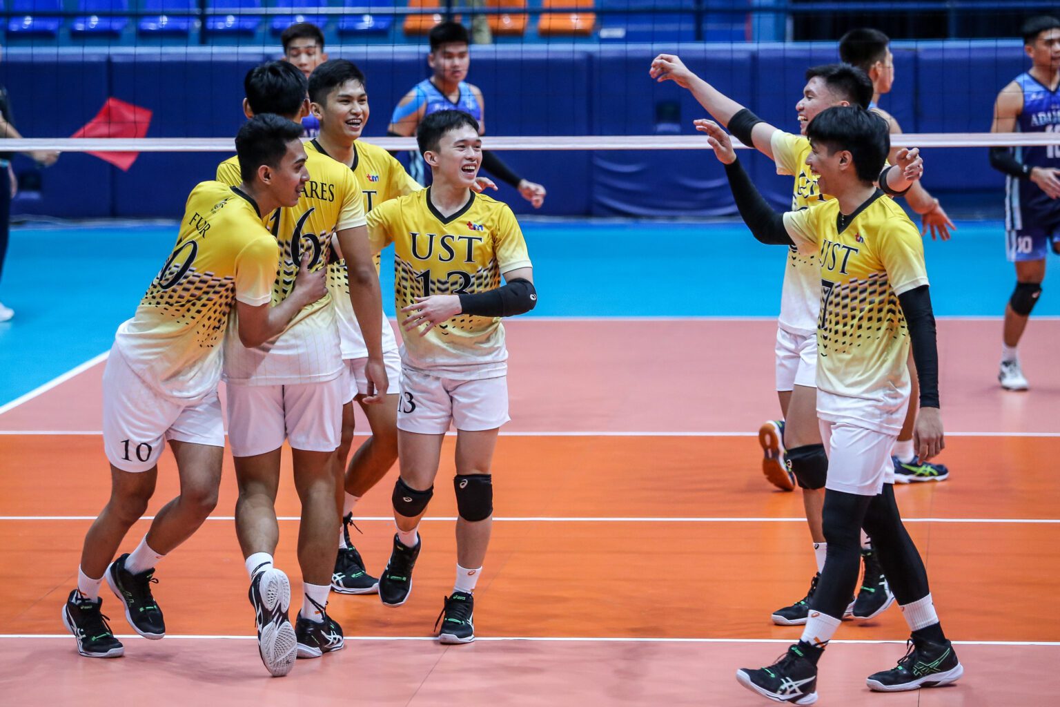 UAAP: UST Makes It Five In A Row In Men's Volleyball | Inquirer Sports