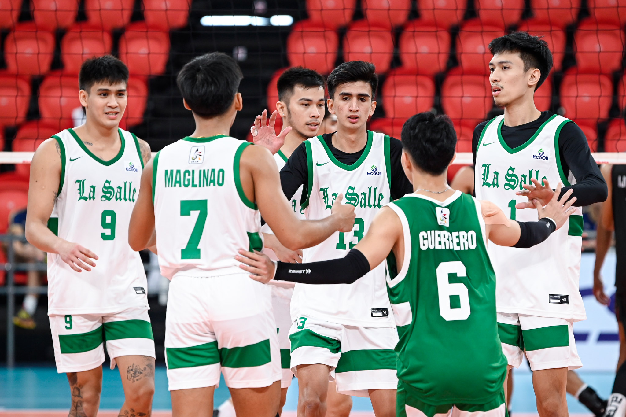 Ateneo La Salle Barge Into Win Column In Uaap Mens Volleyball