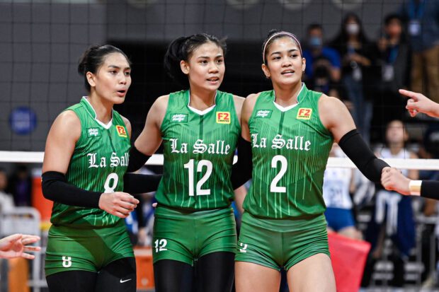 Angel Canino and the La Salle Lady Spikers. –UAAP PHOTO