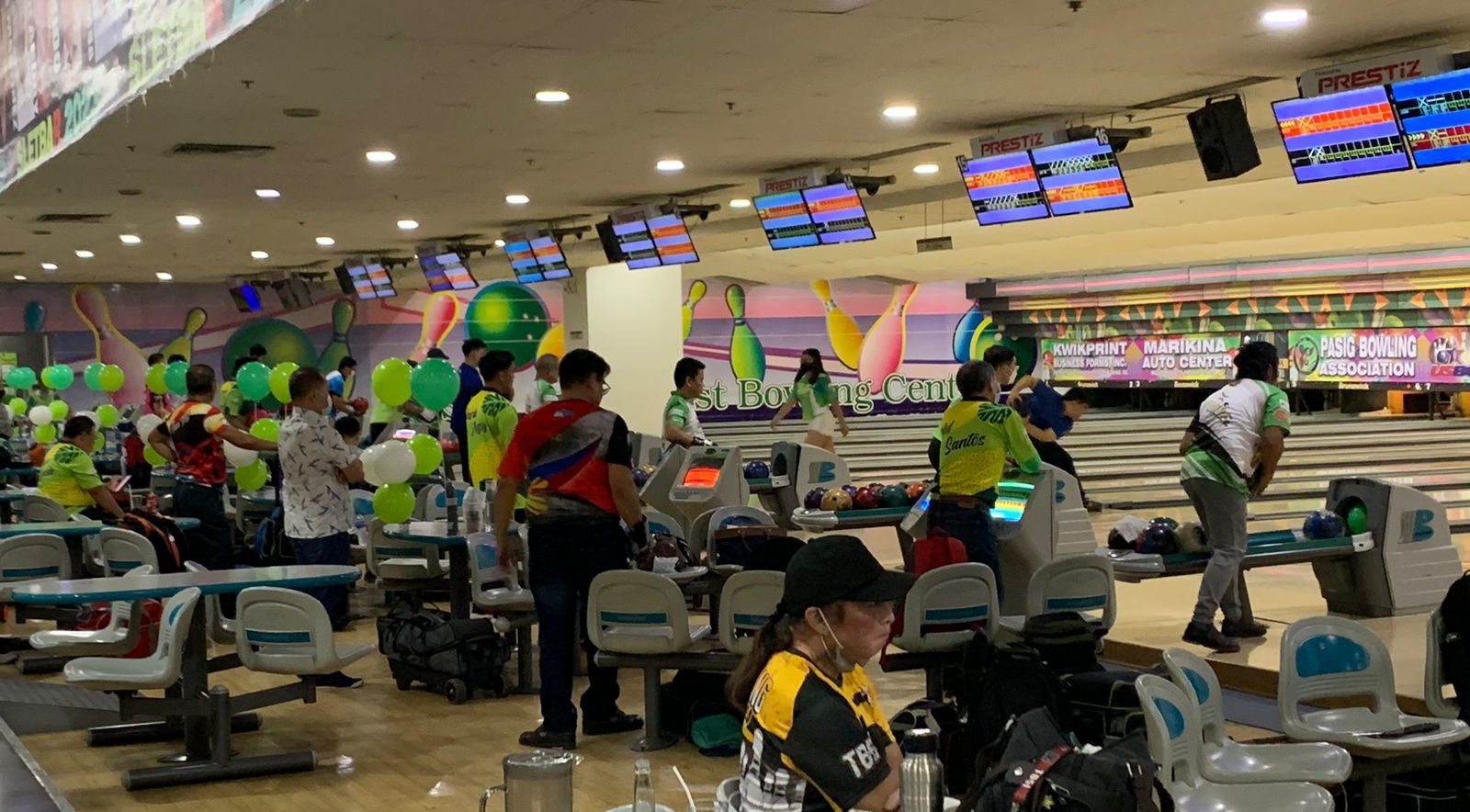 Players from different associations in Metro Manila join the opening day of the GMTBC-Nilo Penado Open Championships at the Sta. Lucia Bowling Center. 