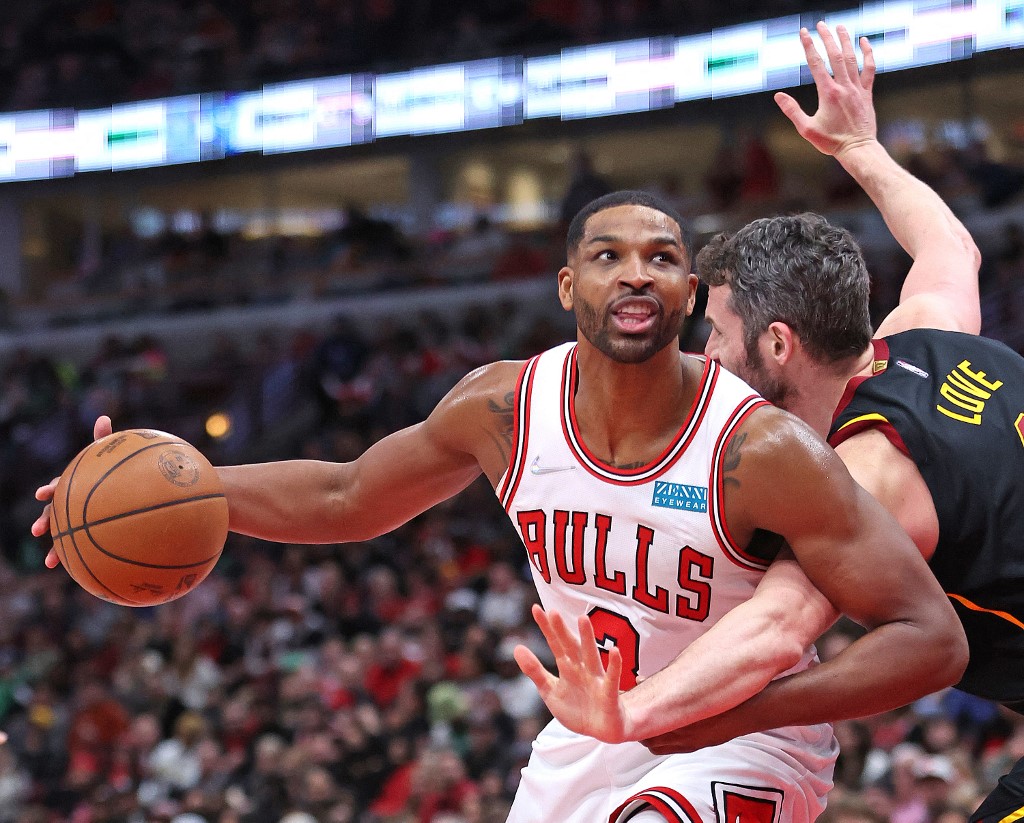 Tristan Thompson: New Chicago Bulls center introduced