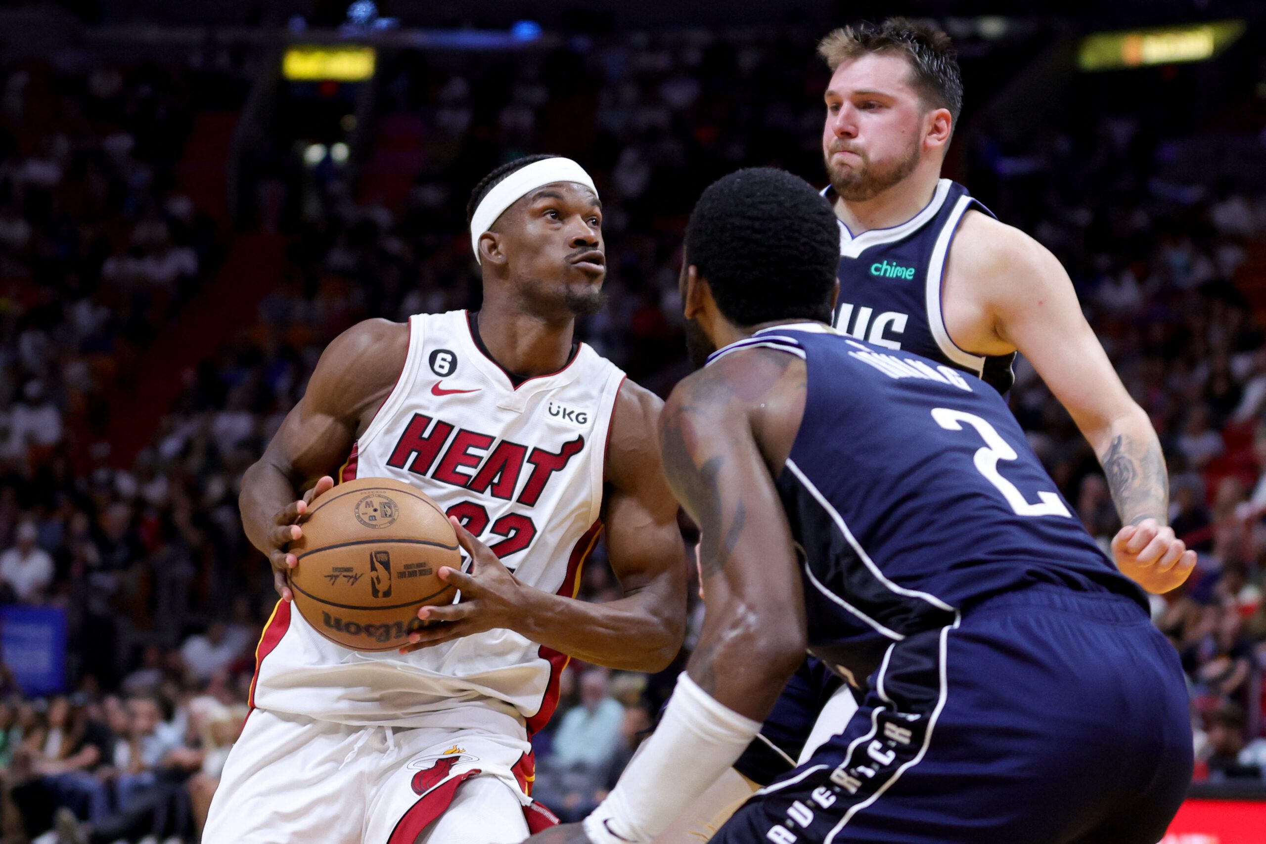 NBA: Butler inspires Heat victory as Mavs’ playoff hopes fade