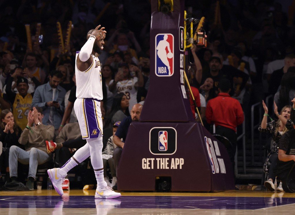 NBA: LeBron James, Lakers beat Jazz anew for 9th win in 11 games