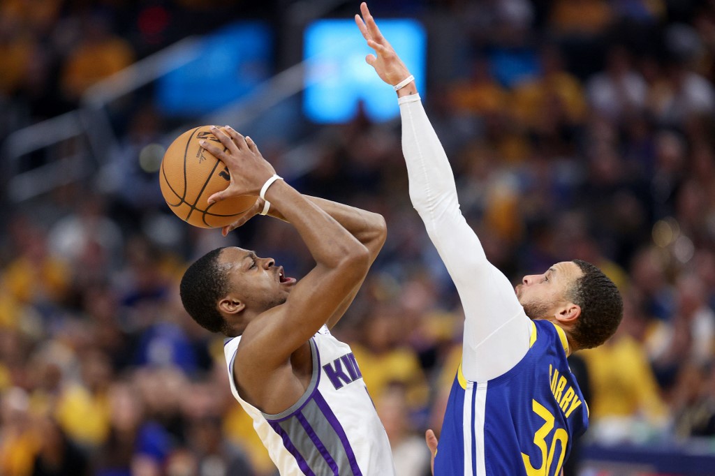 Comparing S.F. and Sacramento as Warriors, Kings battle in NBA series