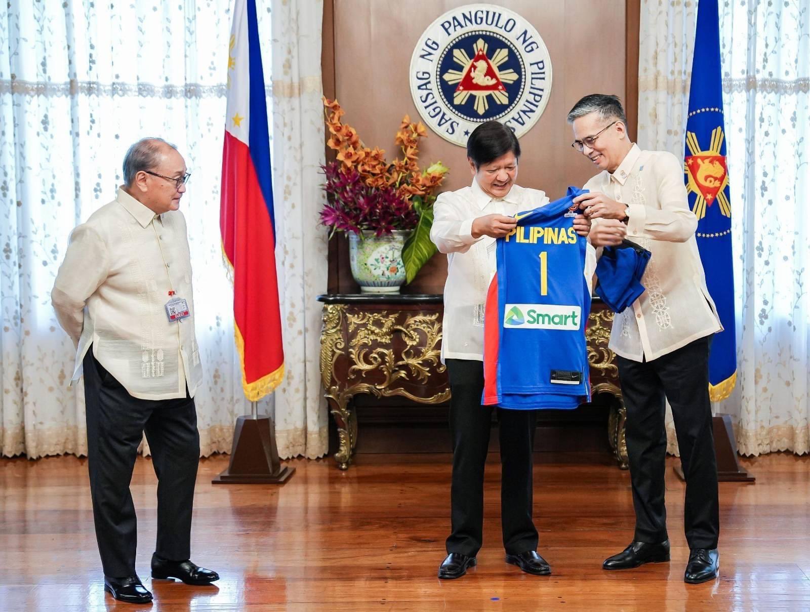 Bongbong Marcos reminisces father's Fiba ceremonial toss, vows support for  World Cup | Inquirer Sports