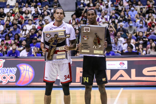 Best Player of the Conference Christian Standhardinger and Best import Rondae Hollis Jefferson. –MARLO CUETO/INQUIRER.net