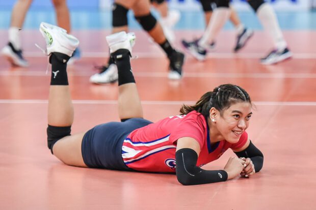 Alyssa Valdez hopes to pick herself up from a knee injury in time for the SEA Games. —PVL PHOTO