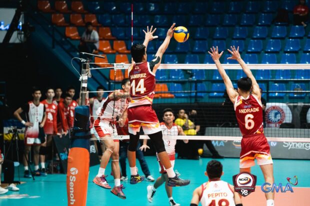 Ralph Cabalsa leads San Beda's attack against Perpetual Help. –NCAA PHOTO
