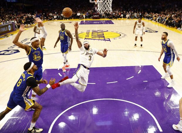 Anthony Davis Lakers vs Warriors Game 3 NBA