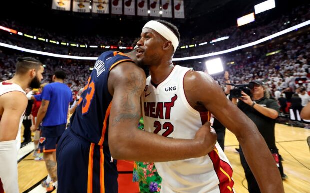 Heat close out Knicks in Game 6 to reach Eastern Conference finals