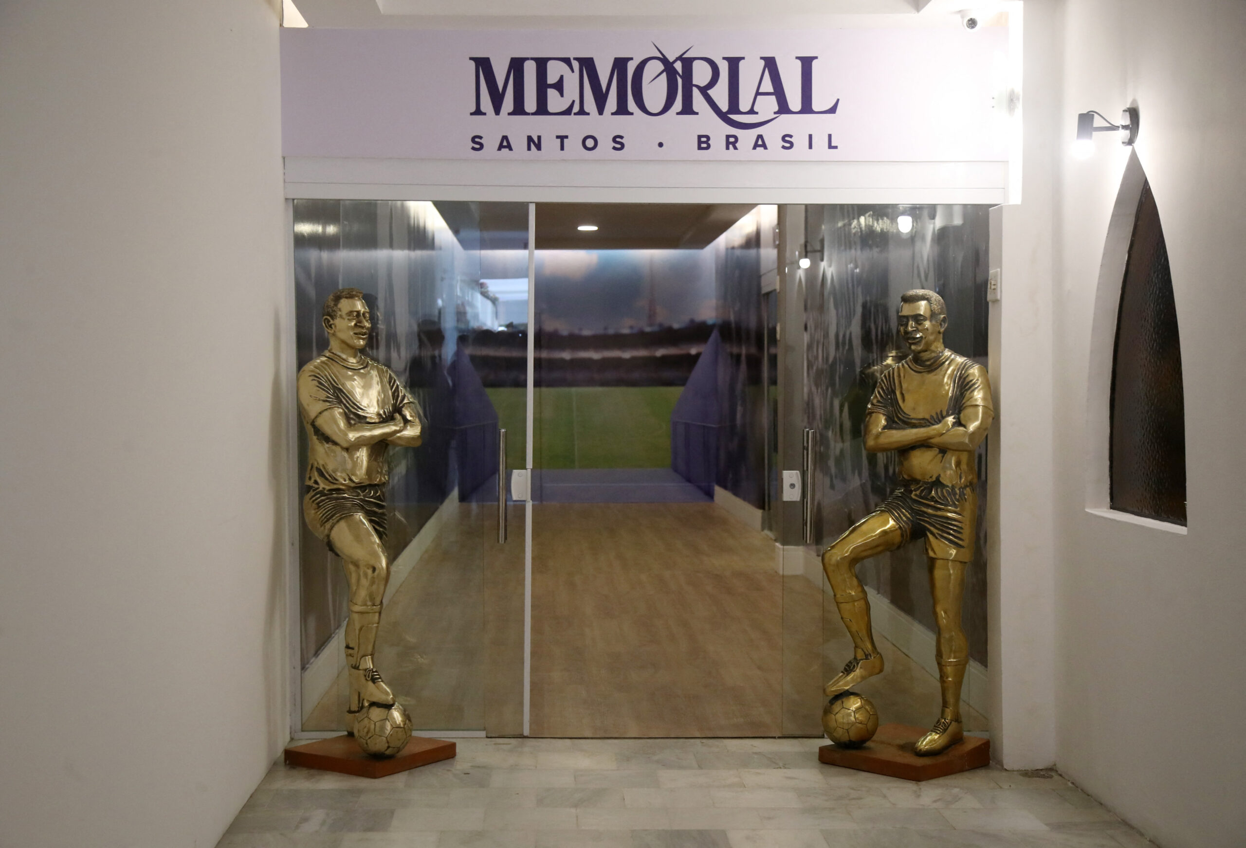 The memorial dedicated to Pele is a luxurious mausoleum