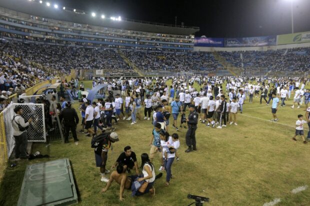 El Salvador stadium stampede