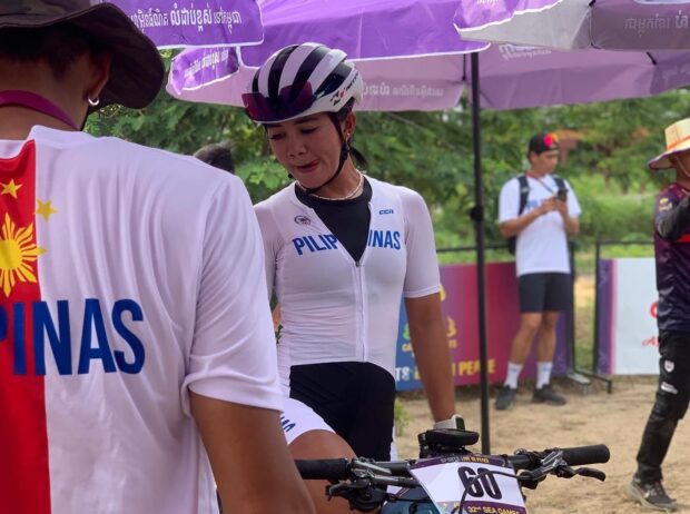 Ariana Dormitorio wins silver in the women’s mountain bike race in the SEA Games 2023. –PHILCYCLING PHOTO