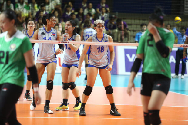 Tots Carlos leads Philippines' effort against Indonesia in the battle for bronze. –SMM VOLLEYBALL