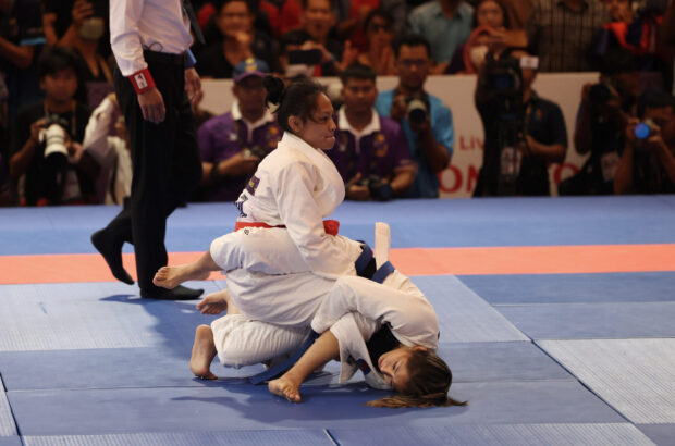 Philippines' Jessa Khan grapples with Cambodian fighter Jessa Khan in the jiu-jitsu Ne-waza 52kg final. –CONTRIBUTED PHOTO