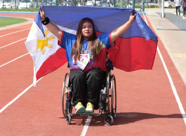 Cendy Asusano celebrates after winning the javelin gold. —TEAM PHILIPPINES PHOTO