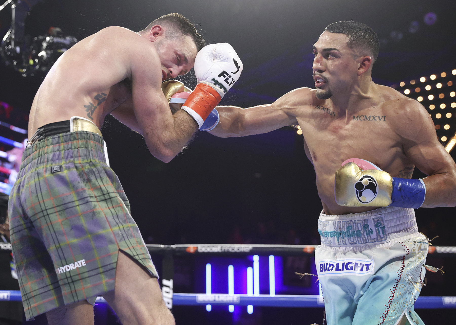 Teofimo Lopez handles Josh Taylor to win light welterweight title