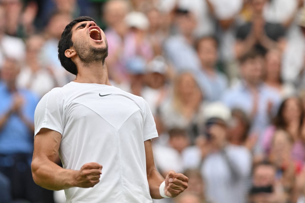 Carlos Alcaraz battles through to secure a spot in Wimbledon’s last 16