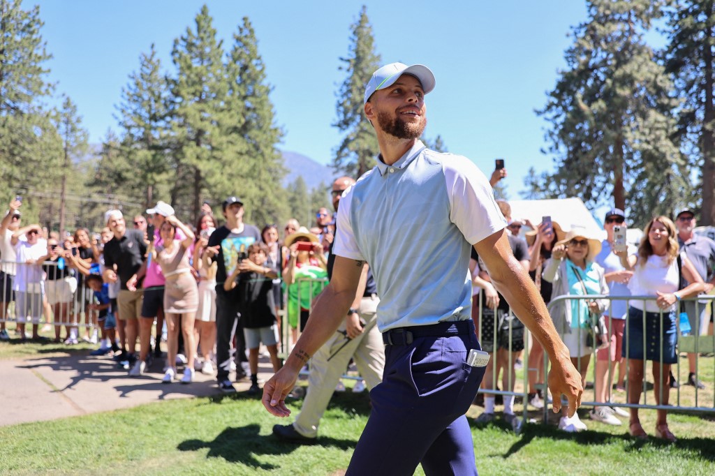 Steph Curry makes holeinone at celebrity golf event Inquirer Sports