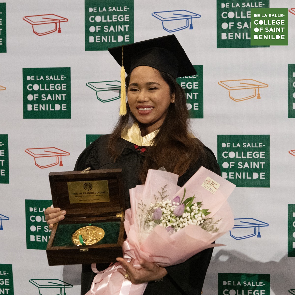 Graduation photo of Hidilyn Diaz.