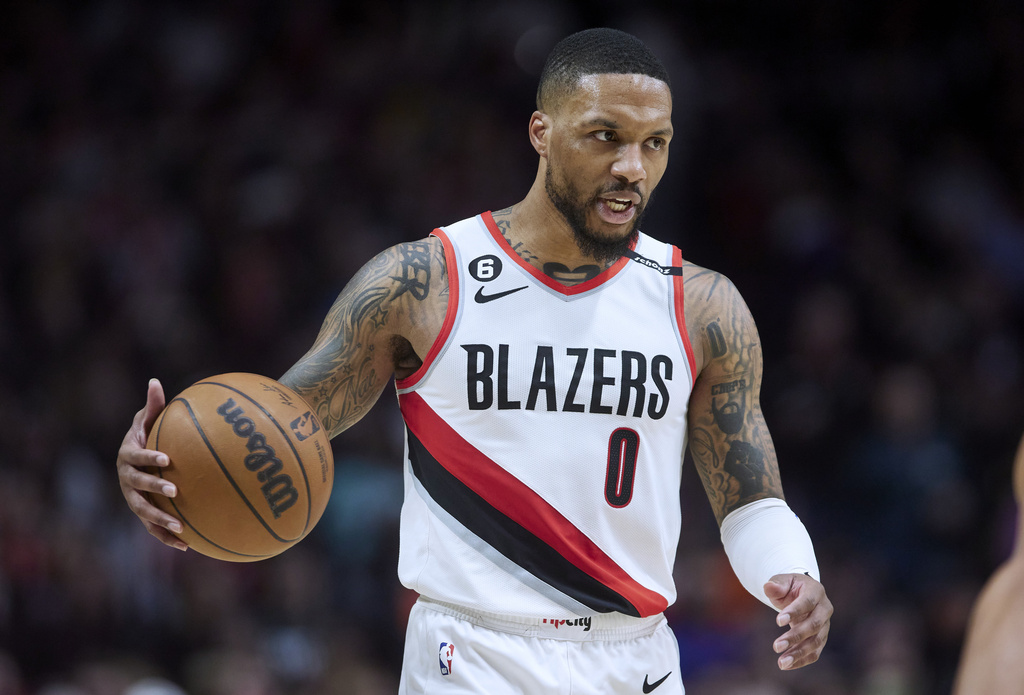 NBA: Damian Lillard still waiting for Blazers, Heat to talk trade