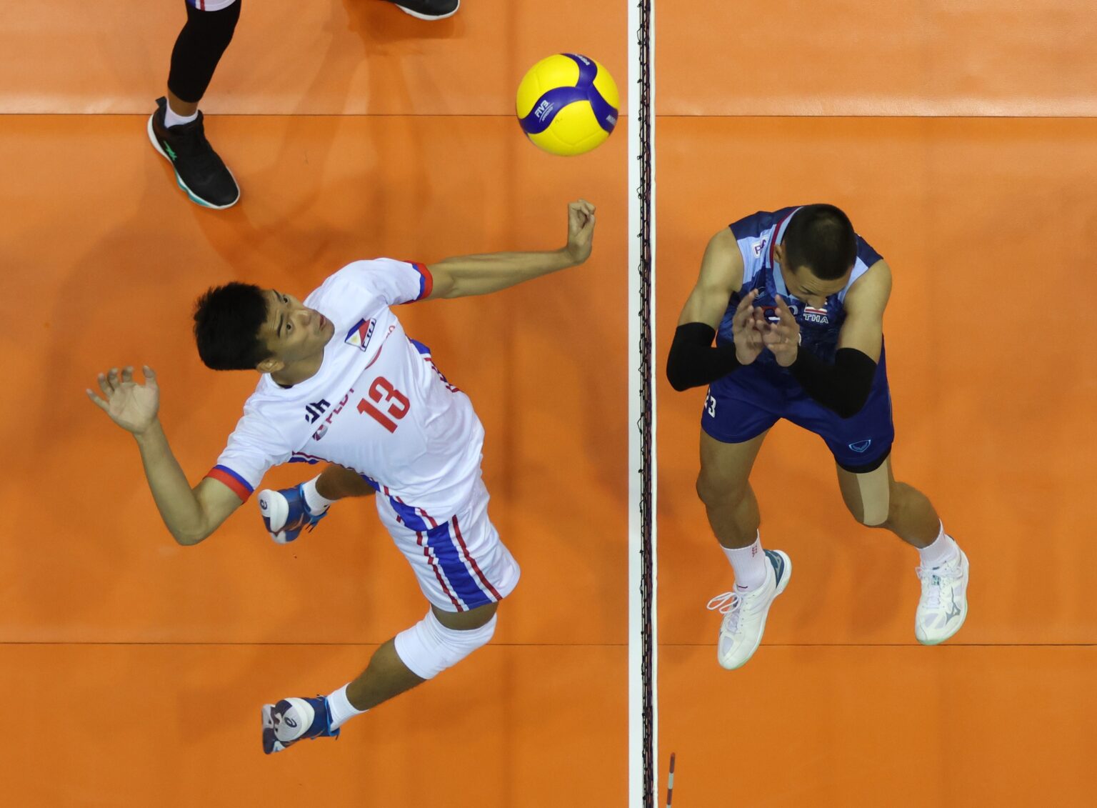 PH's Bryan Bagunas, Marck Espejo still not enough vs Thais in SEA V