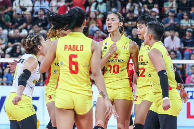 Majoy Baron and the F2 Logistics Cargo Movers in the PVL Invitational Conference