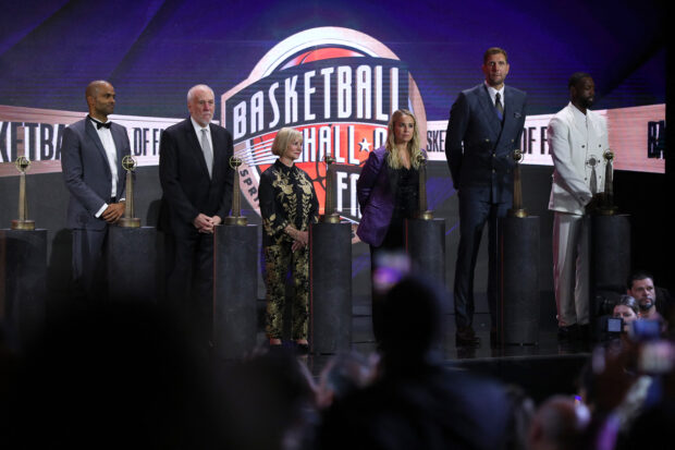 2023 Basketball Hall of Fame Enshrinement Ceremony Tony Parker, Gregg Popovich, Becky Hammon, Dirk Nowitzki and Dwyane Wade 