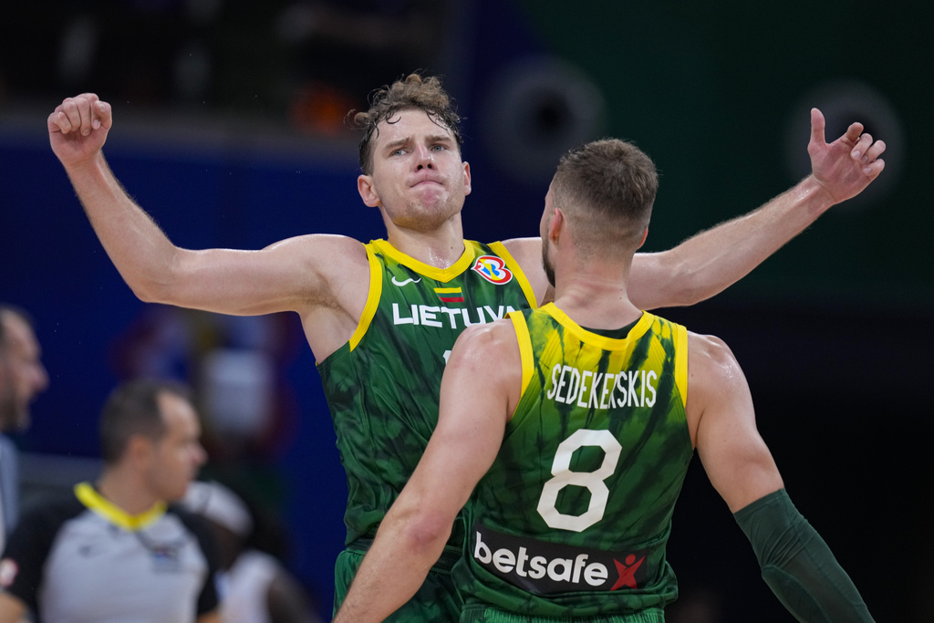 FIBA Pasaulio krepšinio čempionatas: Lietuva dominuoja Juodkalnijoje ir nušluoja D grupę