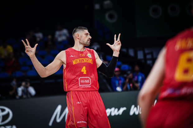 El jugador montenegrino Nikola Vucevic en el partido de la Copa Mundial FIBA ​​en Manila. 