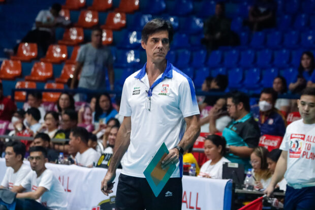 Ateneo coach Sergio Veloso