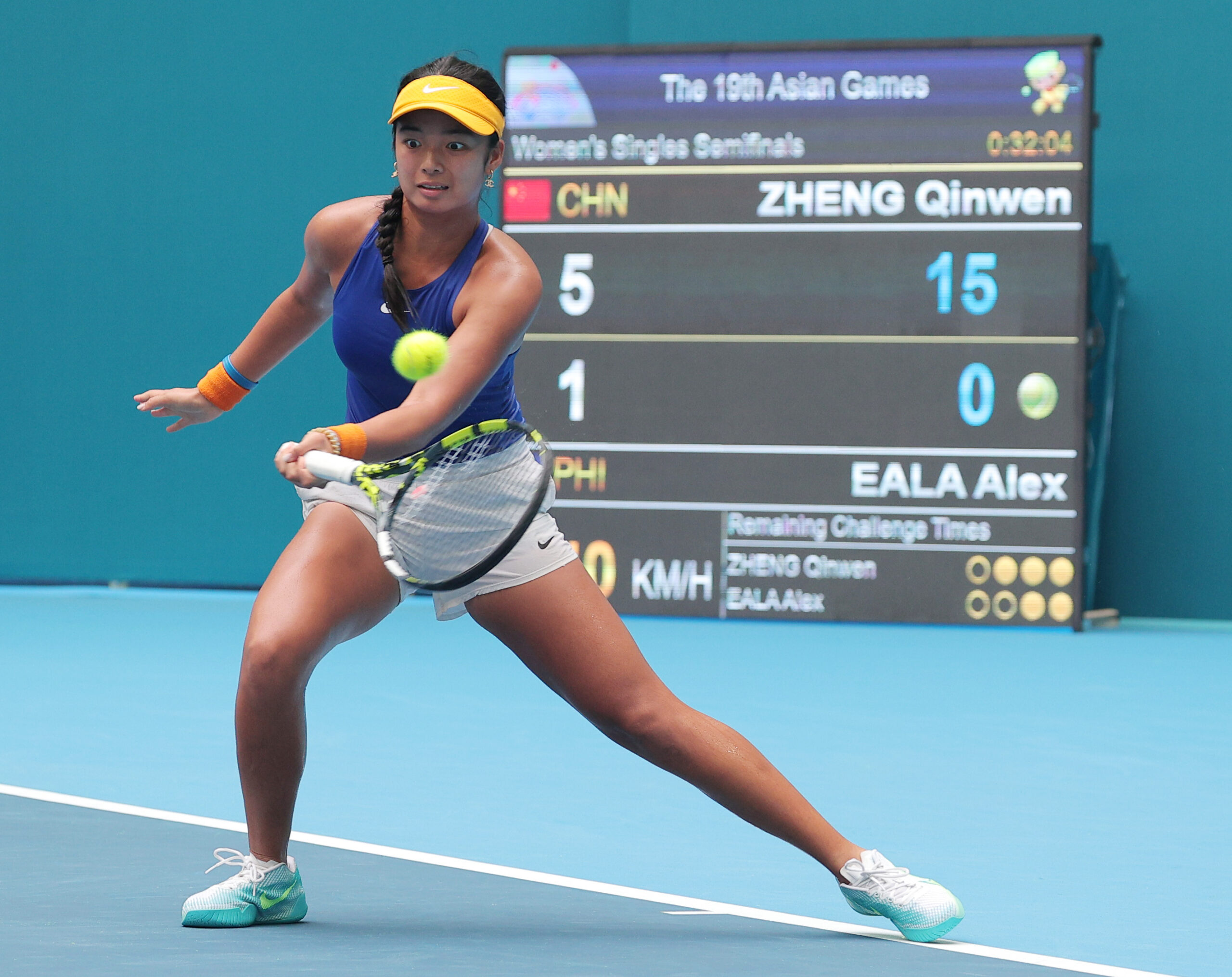 Alex Eala in her Asian Games women's singles semifinals match.