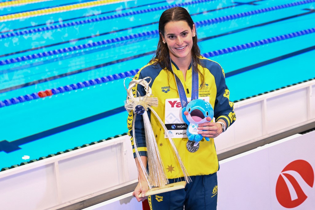 McKeown Breaks Barriers as she Claims Every Backstroke World Record ...
