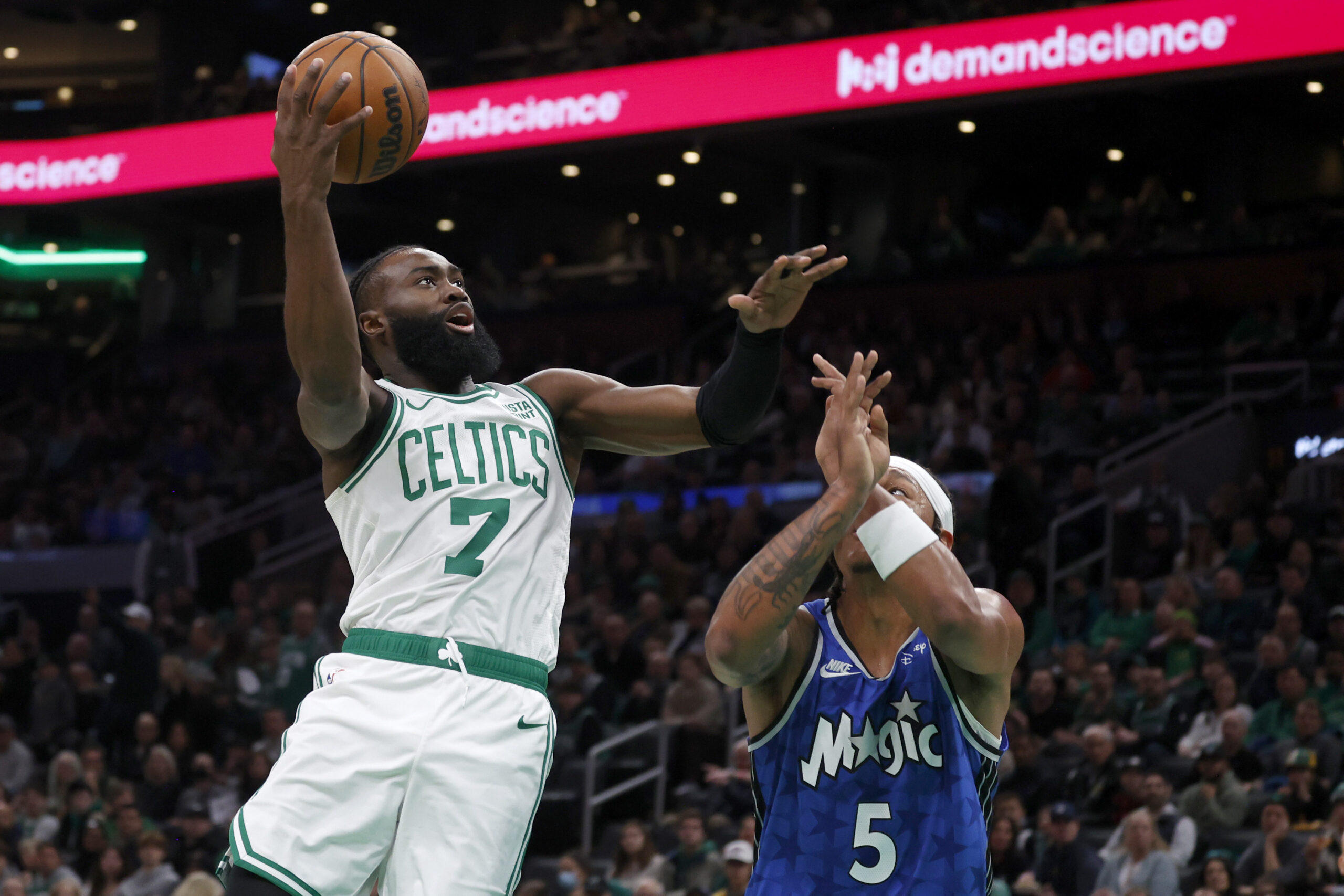 NBA: Celtics go 14-0 at home with win over Magic | Inquirer Sports