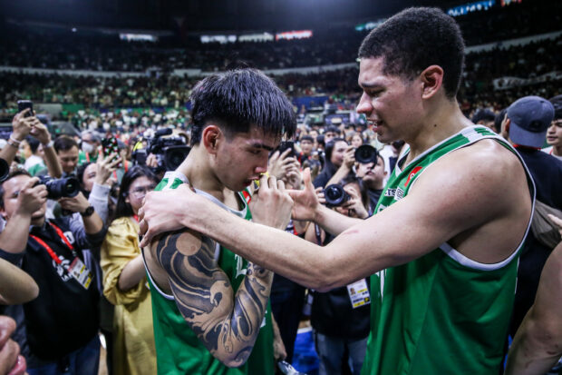 An emotional Kevin Quiambao celebrates after La Salle won its first UAAP championship since 2016 at the expense of UP in Game 3 of the UAAP Season 86 men's basketball Finals.–MARLO CUETO/INQUIRER.net