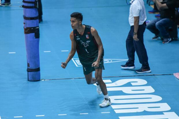 Lattes-Letran' Vince Himzon is the Spikers' Turf MVP.
