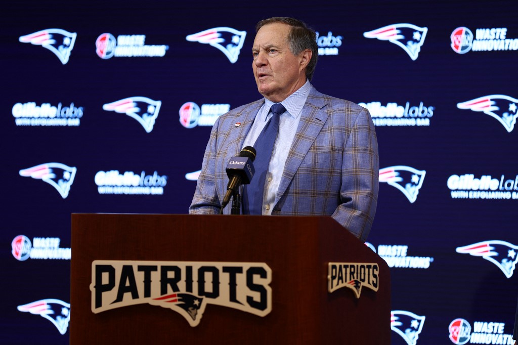 NFL coach Bill Belichick leaves Patriots