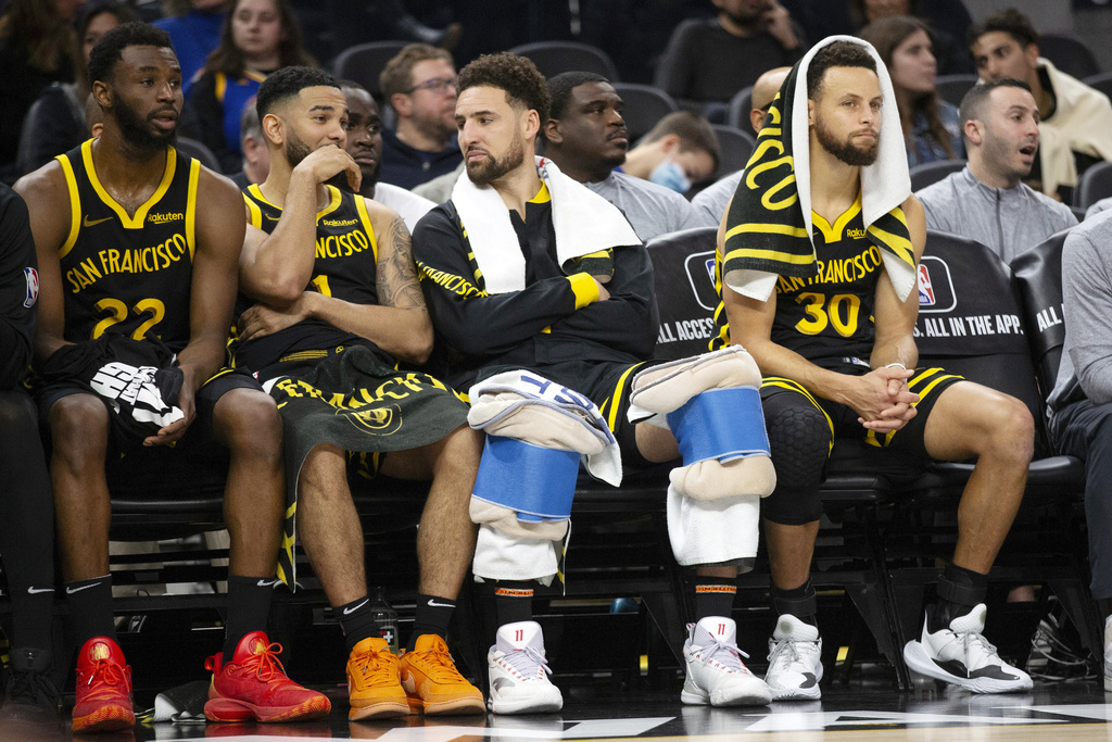 NBA Warriors vs Pelicans Stephen Curry Andrew Wiggins Cory Joseph, Klay Thompson