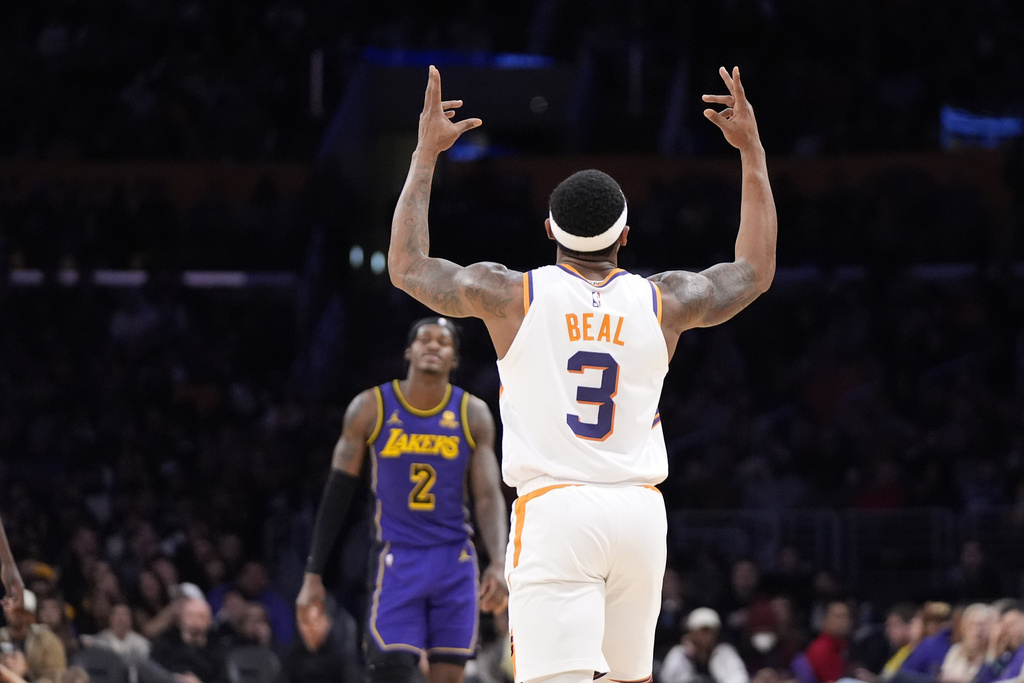 NBA: Bradley Beal sparks Suns' win over Lakers