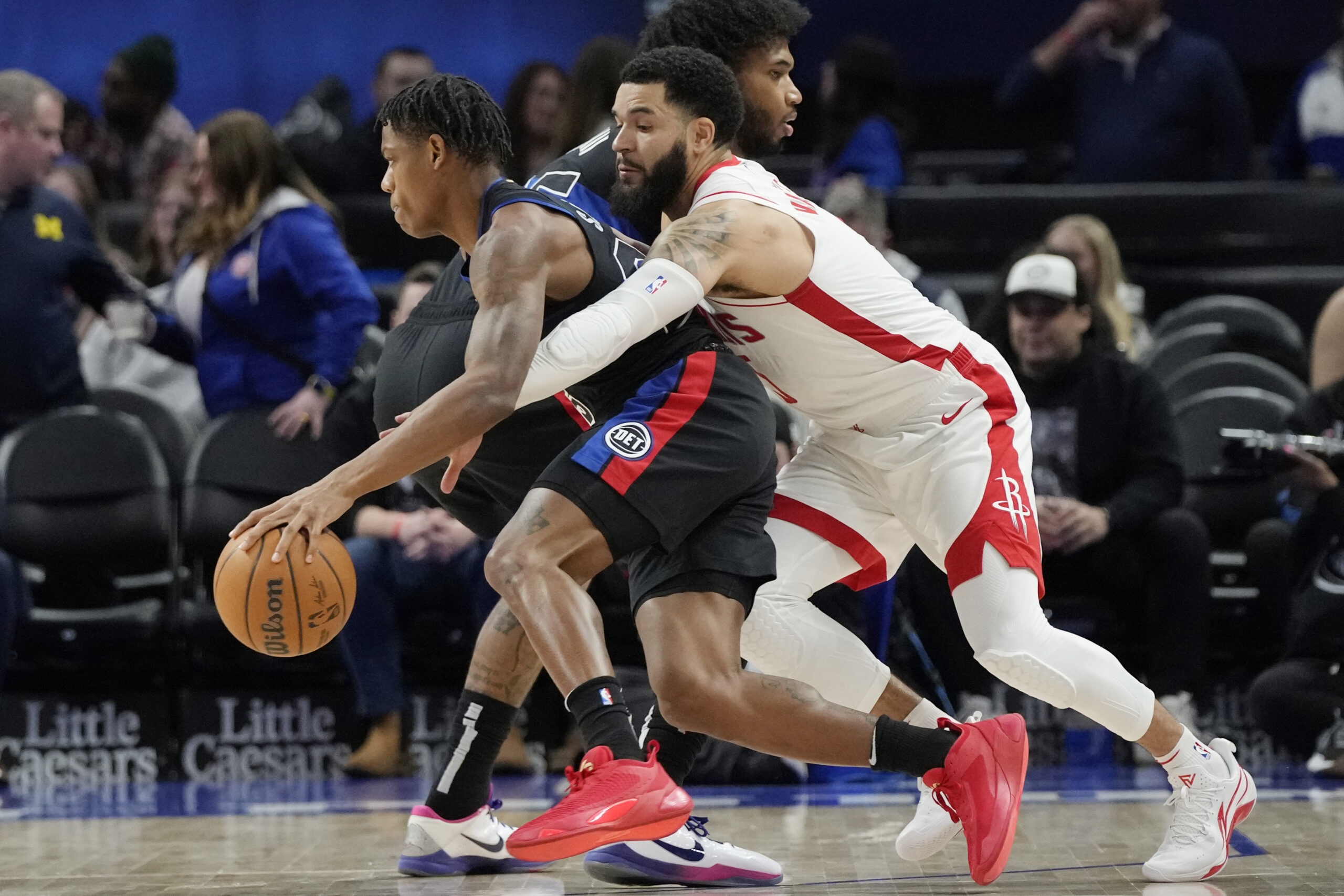 Rockets score comeback victory over Detroit Pistons