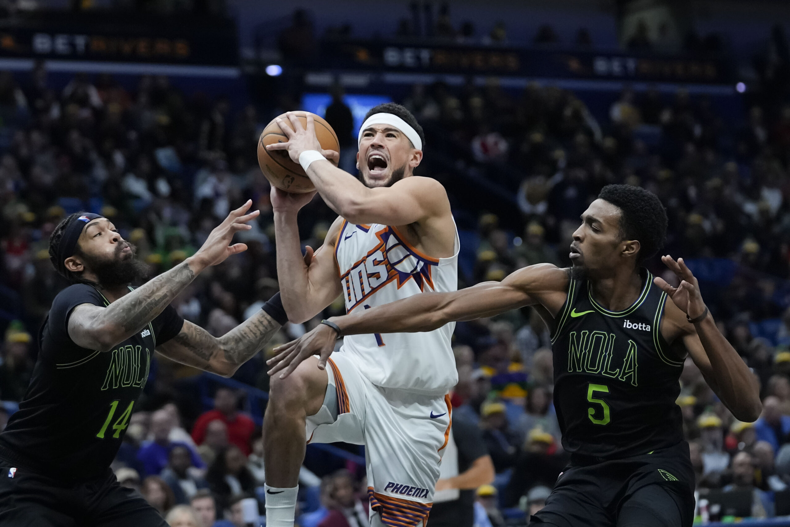 NBA: Suns Rip Pelicans, Devin Booker Scores 52