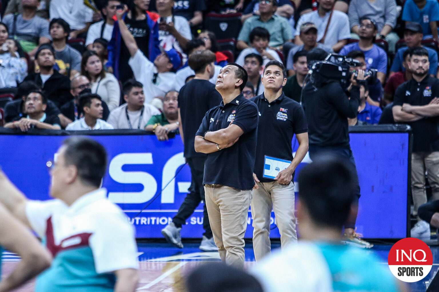 LIVE UPDATES San Miguel vs Magnolia PBA Finals Game 1