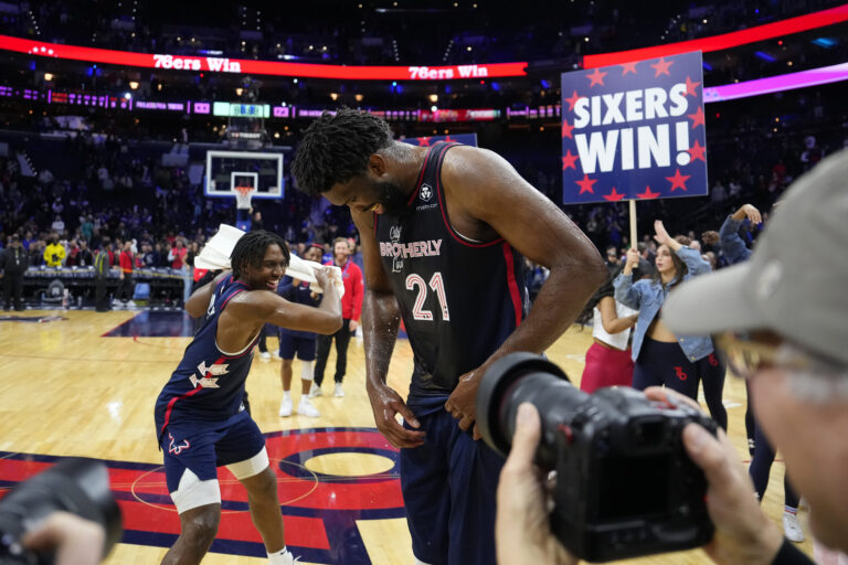 NBA: Joel Embiid scores 70 in 76ers' win over Spurs