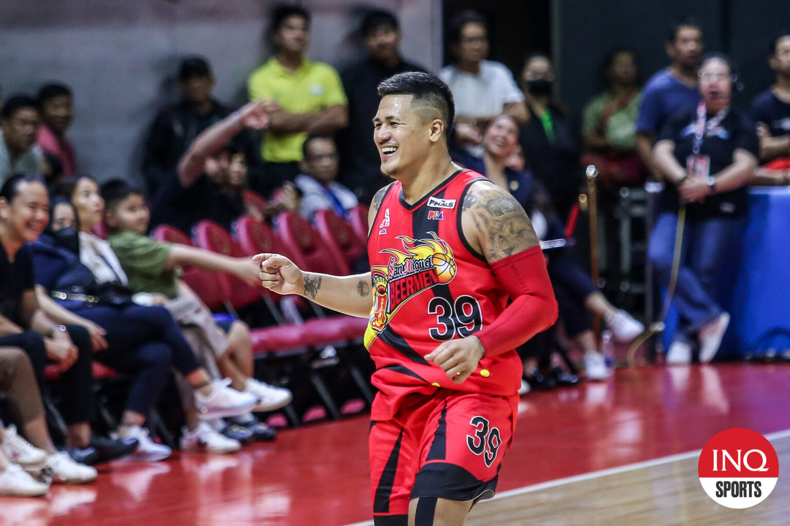 LIVE UPDATES: PBA Finals Game 5 San Miguel Vs Magnolia