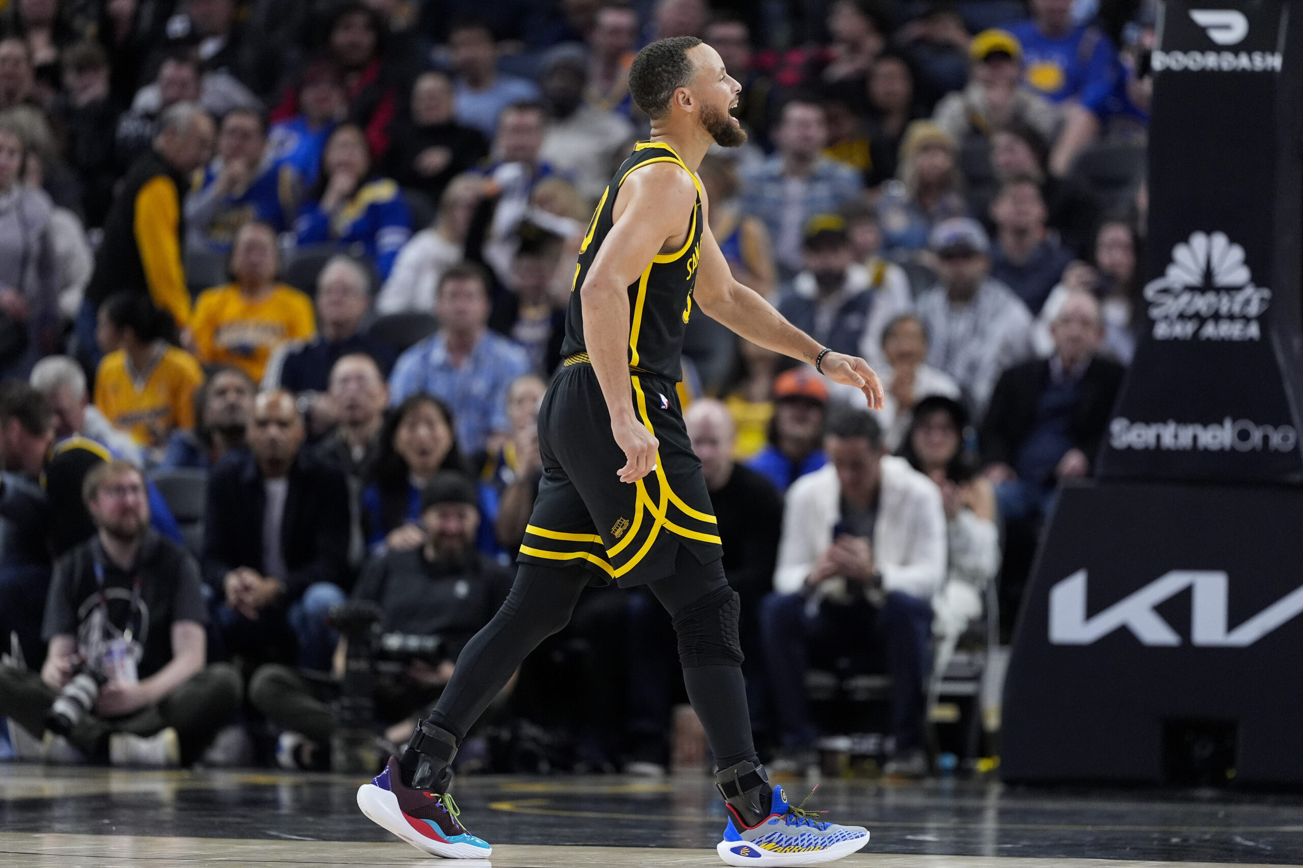 Golden State Warriors guard Stephen Curry NBA