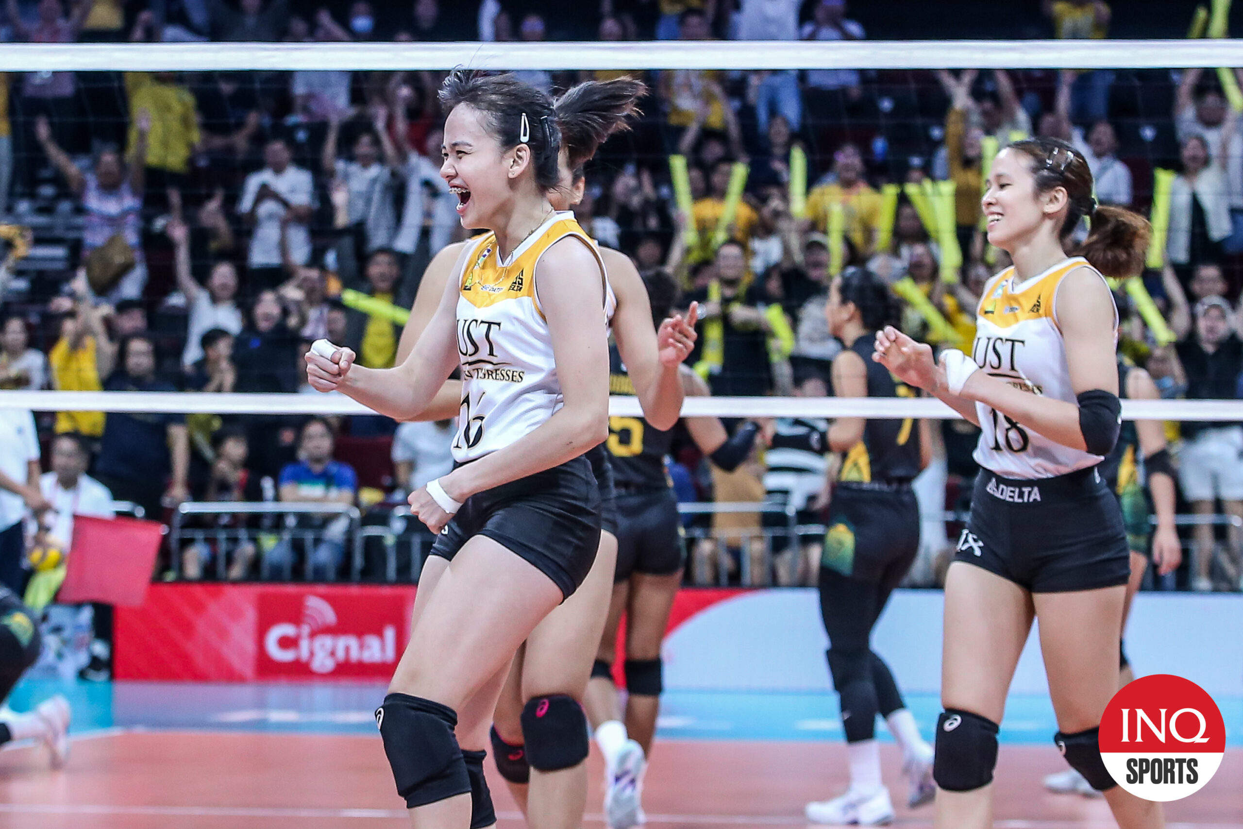 Casie Carballo UST Tigresses UAAP volleyball